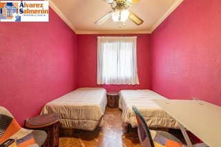 Casa adosada en venta en Almanjáyar en Granada