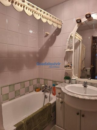 Chalet en venta en Brenes