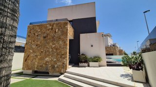 Casa en venta en Playa de los Locos en Torrevieja