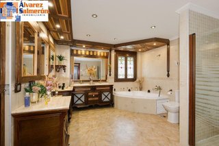 Casa pareada en venta en Ogíjares