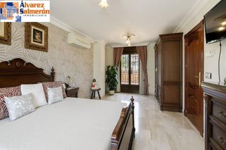 Casa pareada en venta en Ogíjares