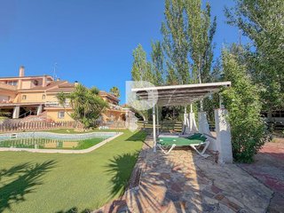 Casa adosada en venta en Can Rial en Esparreguera