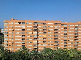 Piso en alquiler en Vistahermosa en Alicante