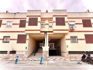 Piso en venta en Zona de San Cayetano en Churriana de la Vega