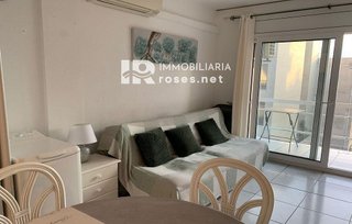 Piso en venta en Salatar en Roses