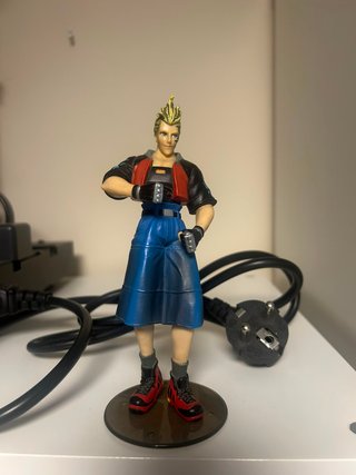 Figura Zell Dincht FFVIII Bandai