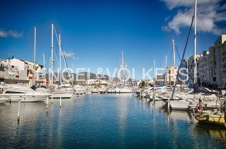 Piso en venta en Empuriabrava en Castelló d´Empúries