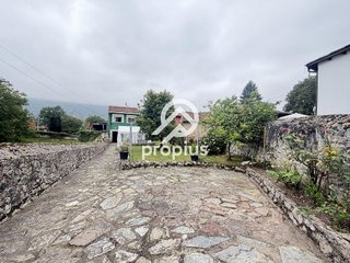 Chalet en venta en Celorio-Poó-Parres en Llanes