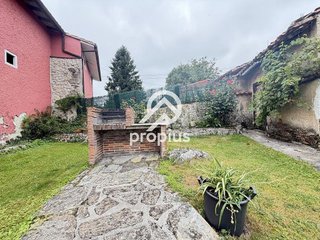 Casa adosada en venta en Celorio-Poó-Parres en Llanes