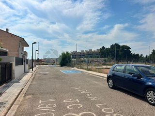 Casa adosada en venta en Utiel