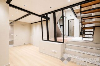 Dúplex en venta en Hostafrancs en Barcelona