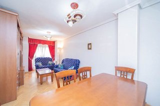 Piso en venta en Calle Pinto-San Roque en Parla
