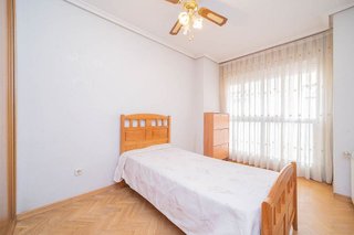 Piso en venta en Calle Pinto-San Roque en Parla