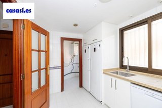 Piso en venta en Bola de Oro - Serrallo en Granada