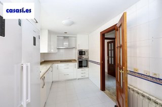 Piso en venta en Bola de Oro - Serrallo en Granada