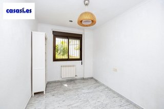 Piso en venta en Bola de Oro - Serrallo en Granada