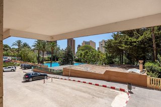 Local comercial en venta en Playa de Poniente en Benidorm