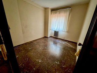 Piso en venta en Hospital en Jaén