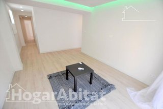 Piso en venta en Benicalap en Valencia