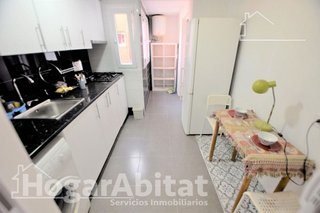 Piso en venta en Benicalap en Valencia