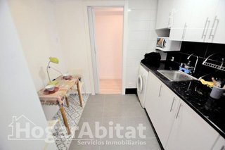 Piso en venta en Benicalap en Valencia