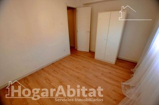 Piso en venta en Benicalap en Valencia