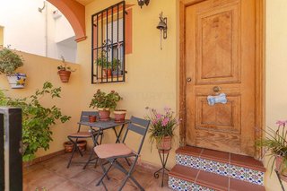 Casa adosada en venta en Cúllar Vega