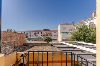 Casa adosada en venta en Cúllar Vega