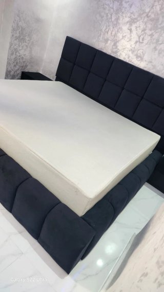 Cama canapé tapizada