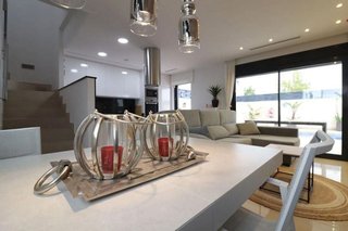 Chalet en venta en Benijófar