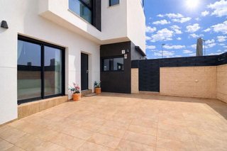 Chalet en venta en Benijófar