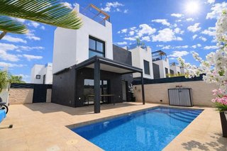 Chalet en venta en Benijófar