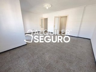 Piso en alquiler en Carrús Est - Camí dels Magros en Elche