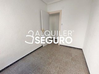 Piso en alquiler en Carrús Est - Camí dels Magros en Elche
