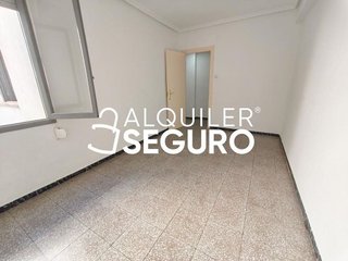 Piso en alquiler en Carrús Est - Camí dels Magros en Elche