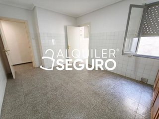 Piso en alquiler en Carrús Est - Camí dels Magros en Elche