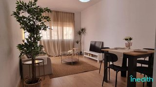 Piso en venta en Plaça Catalunya en Prat de Llobregat, El