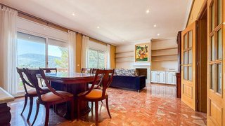 Chalet en venta en Vallirana