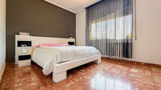 Chalet en venta en Vallirana