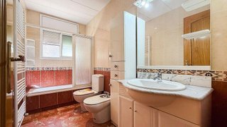 Chalet en venta en Vallirana