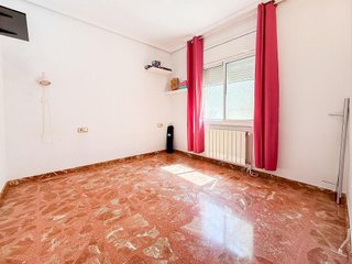Chalet en venta en Vallirana