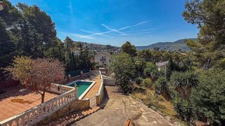 Chalet en venta en Vallirana