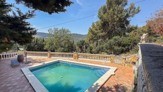 Chalet en venta en Vallirana