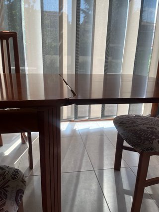 Mesa comedor extensible + 6 sillas madera