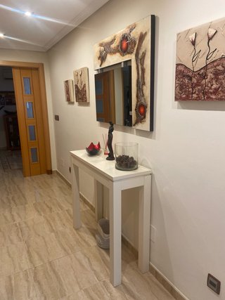 Mueble aparador y espejo pasillo