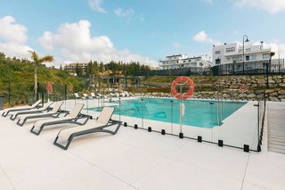 Piso en venta en Calaburra - Chaparral en Mijas