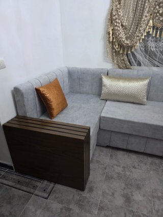 Sofá modular gris y marrón