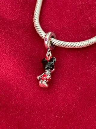 Charm Minnie Mouse Disney