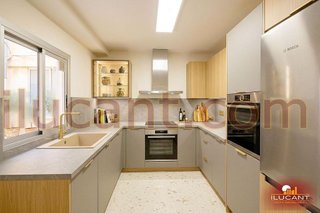 Piso en venta en Benalúa en Alicante