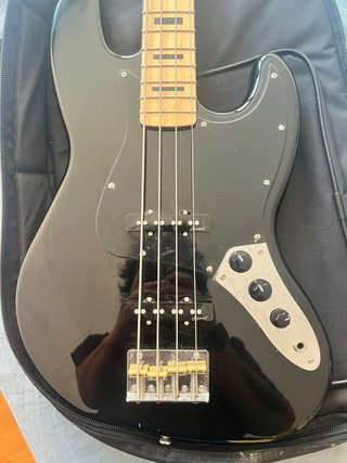 Bajo Harley Benton Jazz Bass Negro
